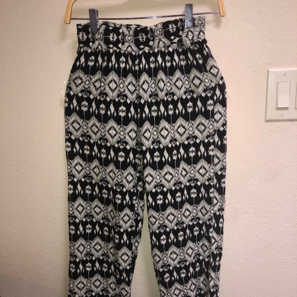 Jumper Pants, Hippie style